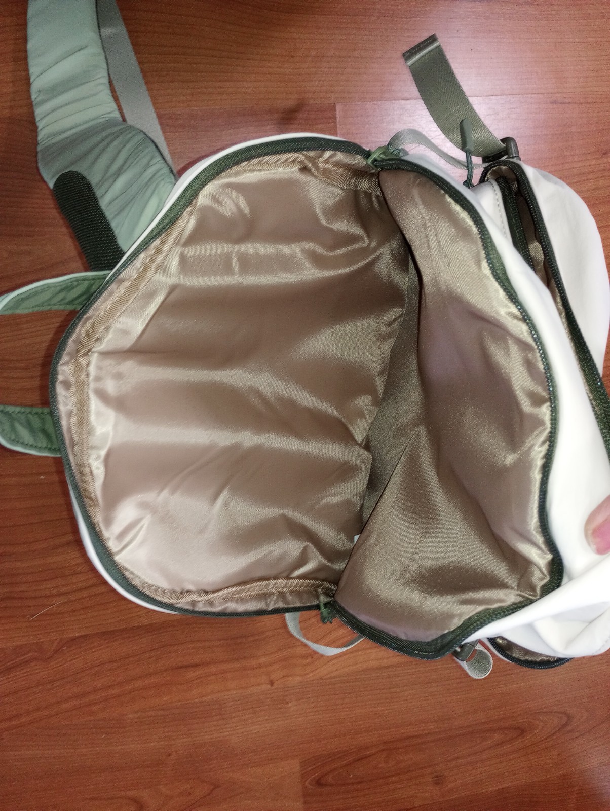 NWT LOVEVOOK Women’s Backpack, 15.6 Inch Laptop, School Backpack GREEN/BEIGE