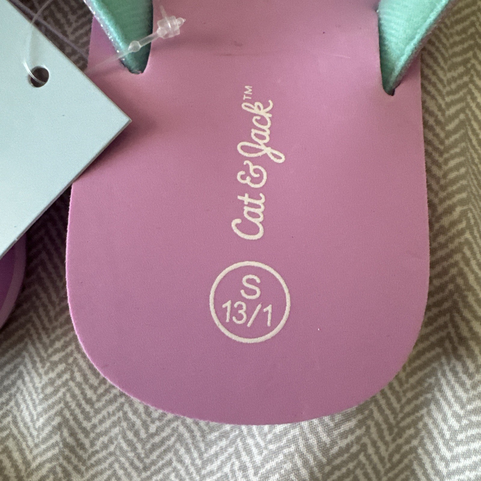 NEW Girl’s Glitter Strap Flip Flops Sandals Purple Size S Small 13/1 Cat & Jack