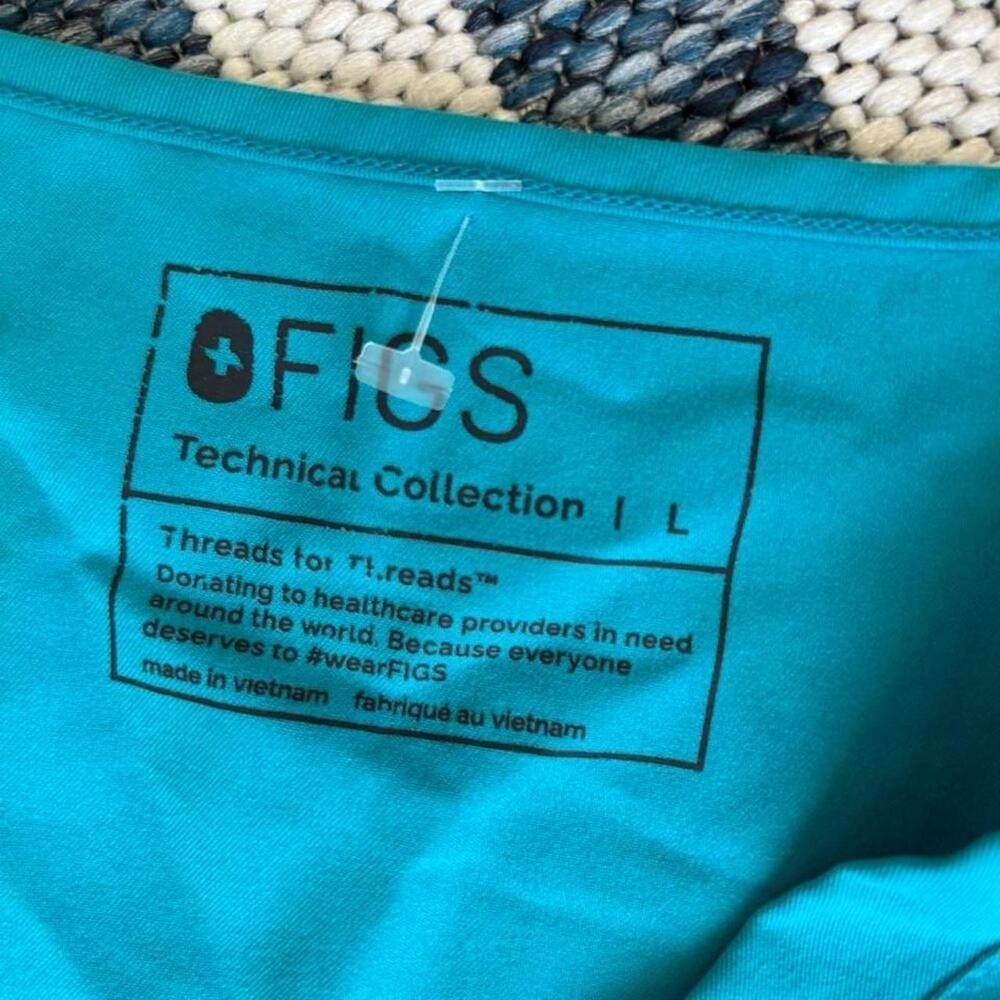 Figs teal scrub top SZ L