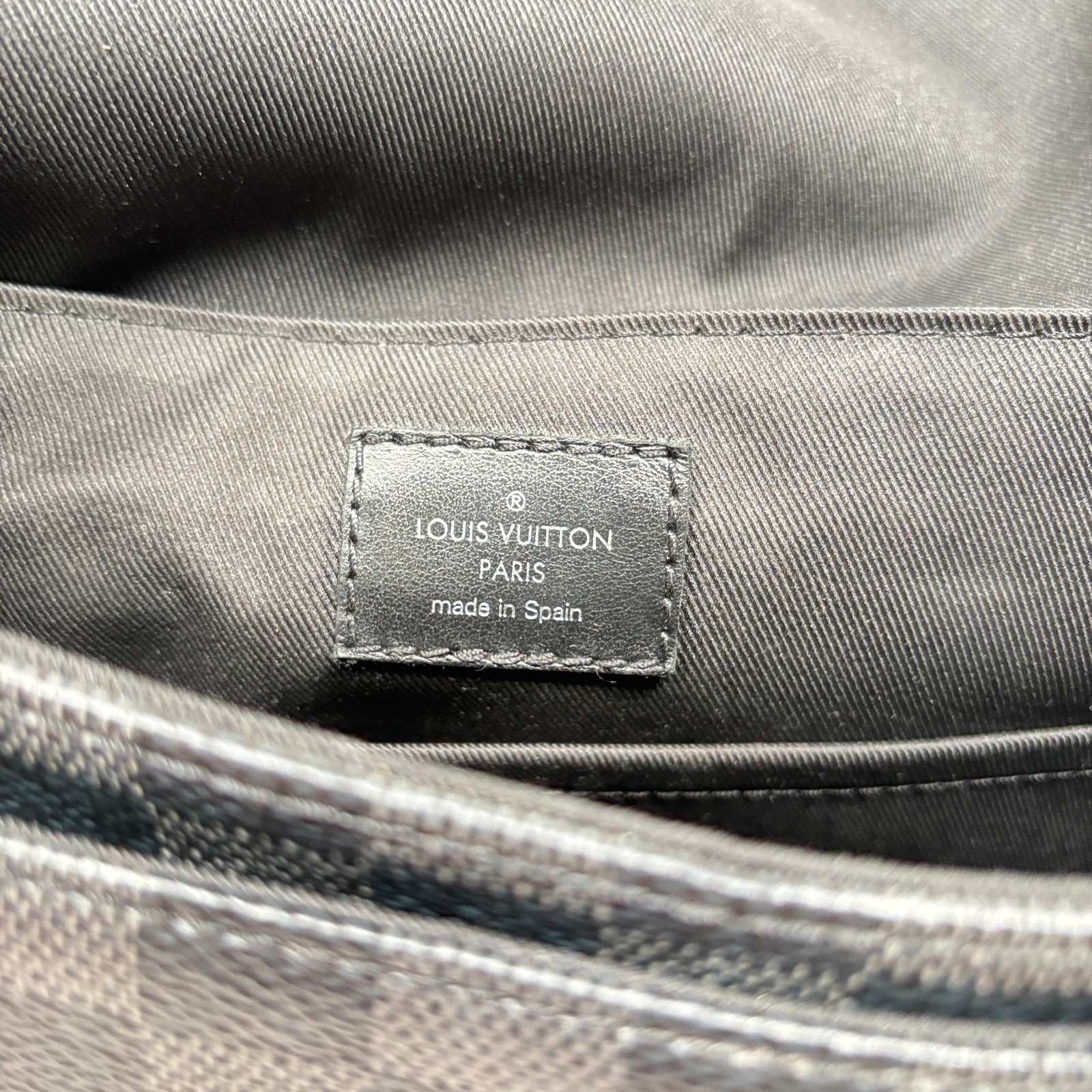 Louis Vuitton N42710 District PM Damier Graphite Canvas Bag 10.2″ x 7.9″ x 2.8″