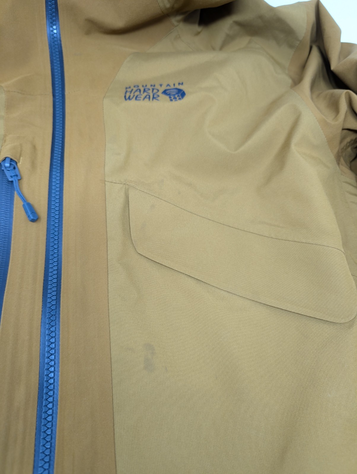 Men’s Mountain Hardwear Cloud Bank Gore-tex Hooded Jacket Large