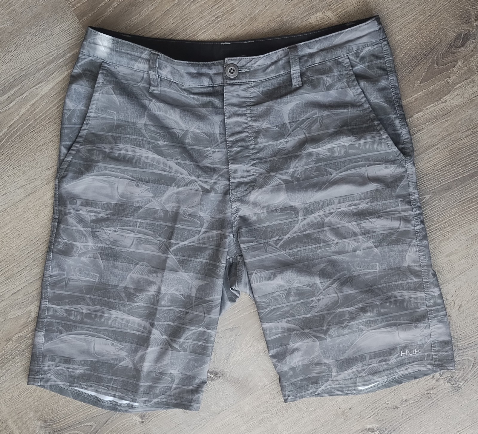 HUK FISHING ALL WEATHER Active SHORTS Trunks Size MEN Waist 35 – 36″