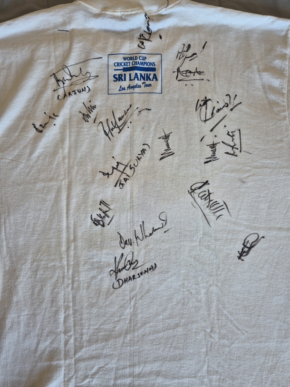 Vintage World Cup Cricket Champions Sri Lanka XL LA TOUR 96 Signatures On Back