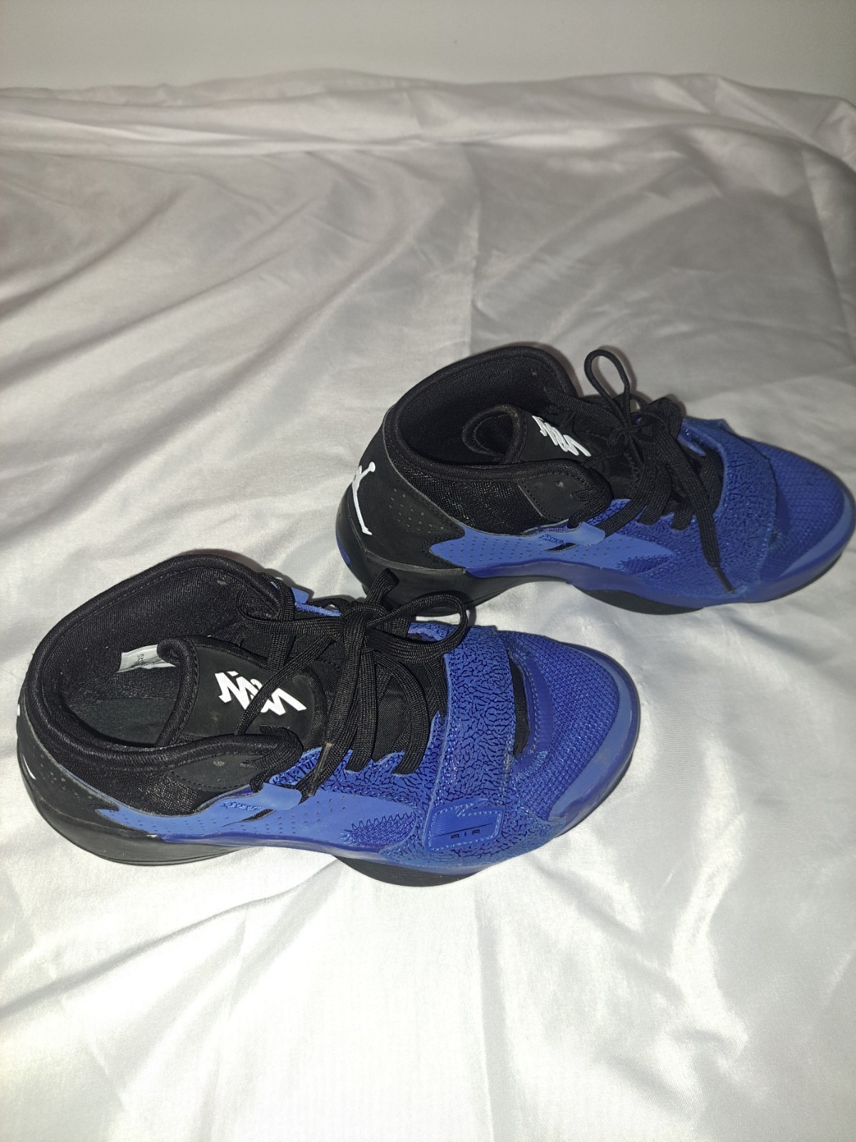 SIZE Y7. – Jordan Zion 2 “ONE NEVER DONE” HYPER ROYAL / BLACK