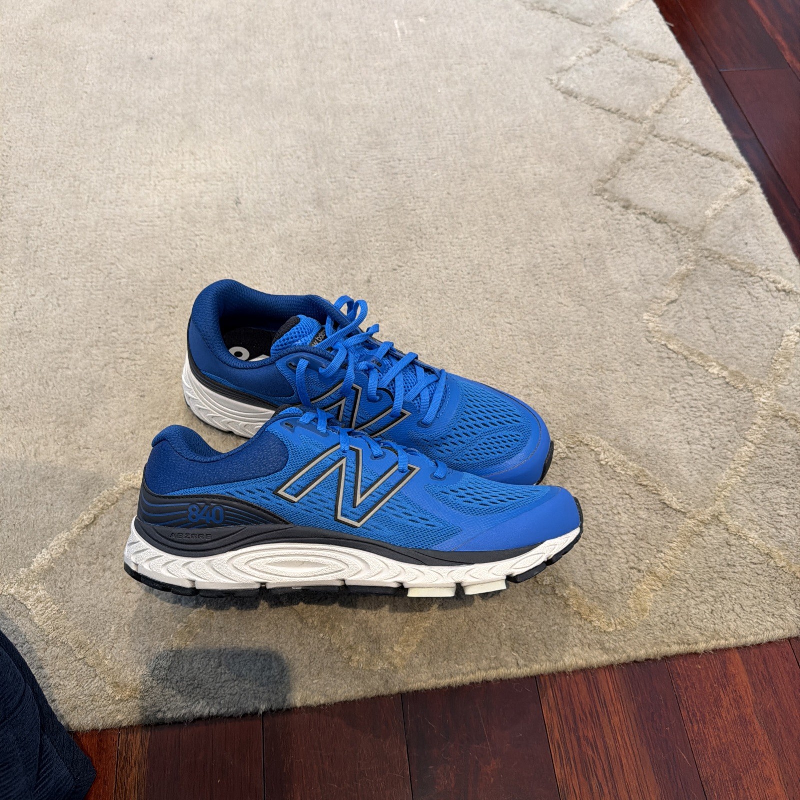 New balance 840 Men’s Shoes size 8.5 D