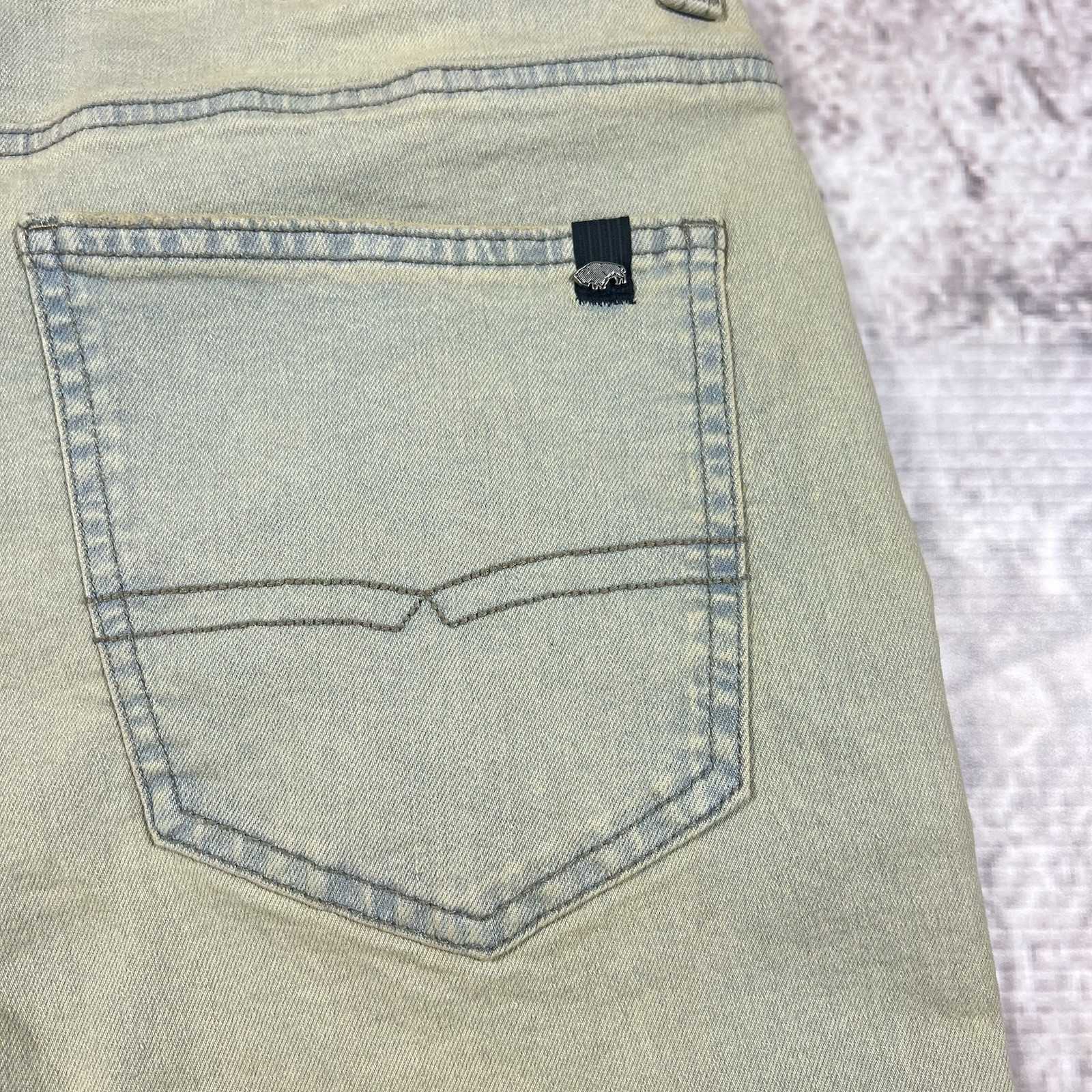Buffalo David Bitton Driven Jeans Men’s 30×30 Relaxed Straight Dirty Blasted NWT