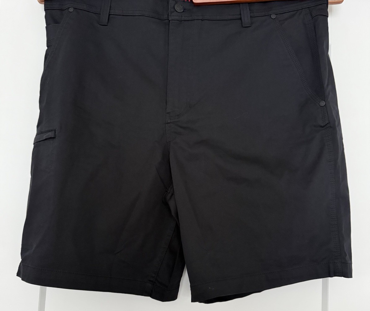 Wrangler Men’s Performance Stretch Utility Shorts Size 38 Regular Fit Black NEW