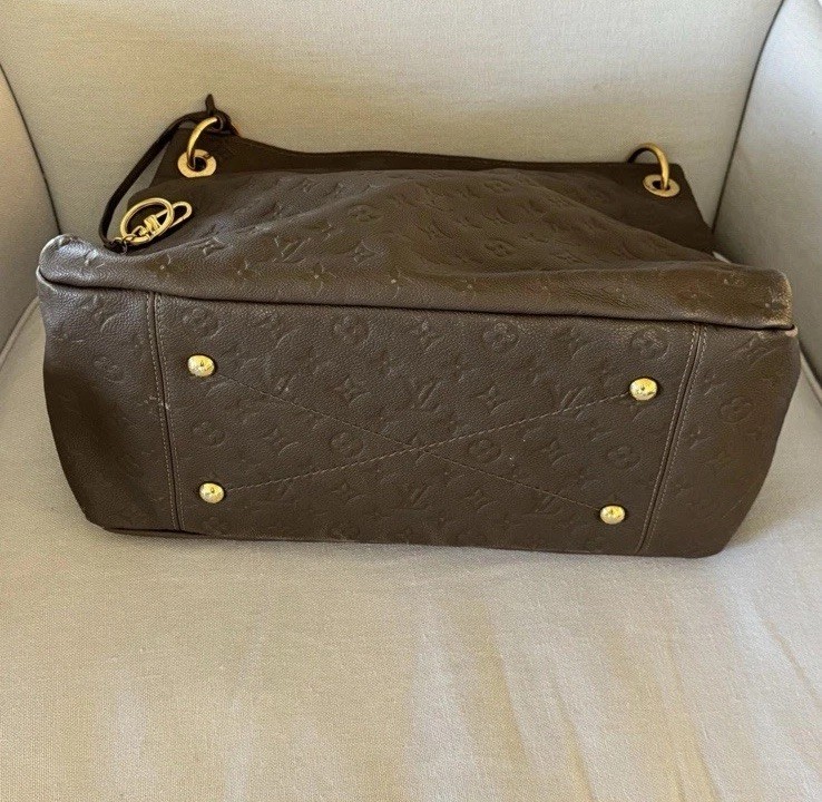 Louis Vuitton Brown Artsy MM Empreinte Leather bag 2011 Gold hardware