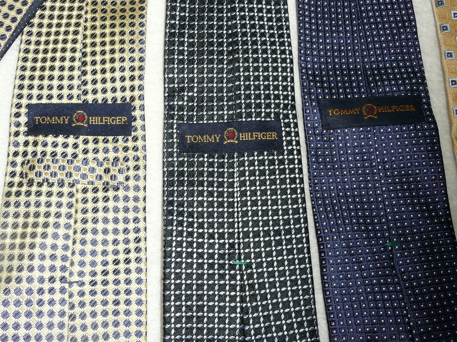 8 Michael Kors & Tommy Hilfiger Silk Tie Men’s Lot
