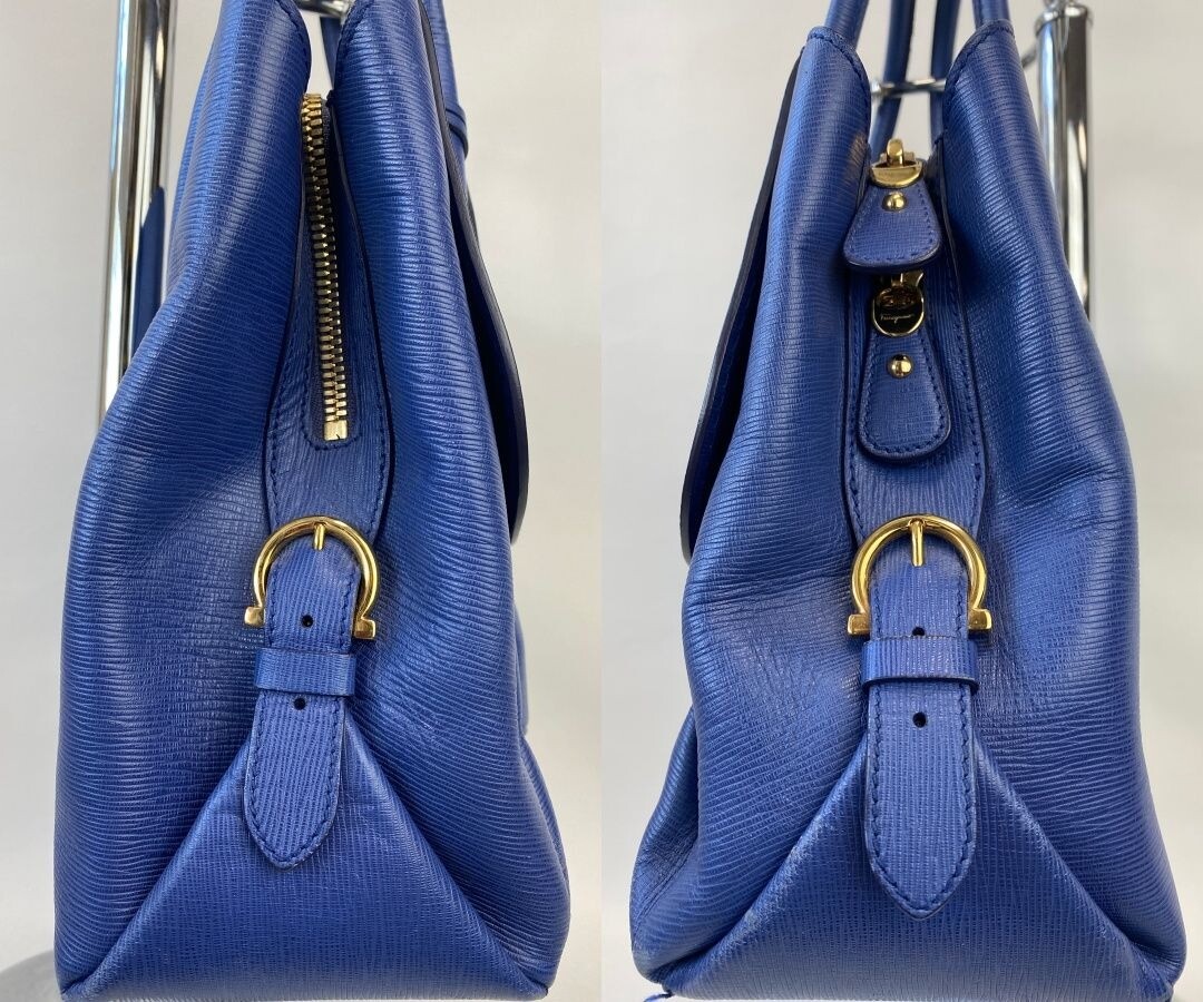 SALVATORE FERRAGAMO Bue Iris Fiamma Shoulder Bag Padlock Tote Leather Satchel