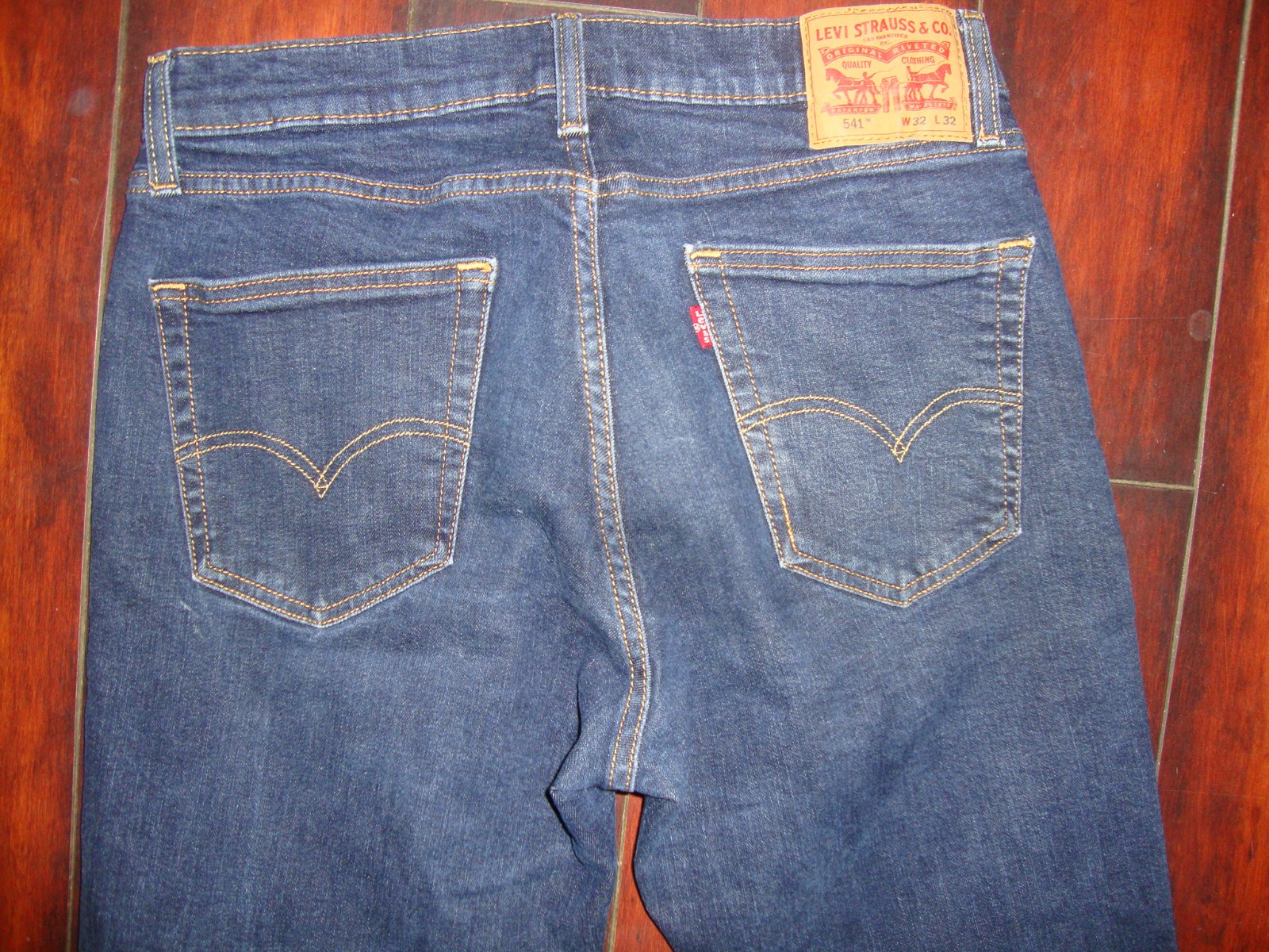 Men’s Levi’s 541 athletic fit jeans 32-32 WASHED NOT WORN HOT DEAL RETAILS $65