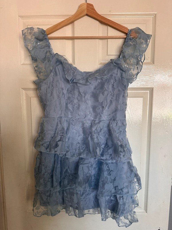 QUIZ Dusty Blue Floral Burnout Tiered Ruffle Mini Dress – UK 12 / EU 40 /