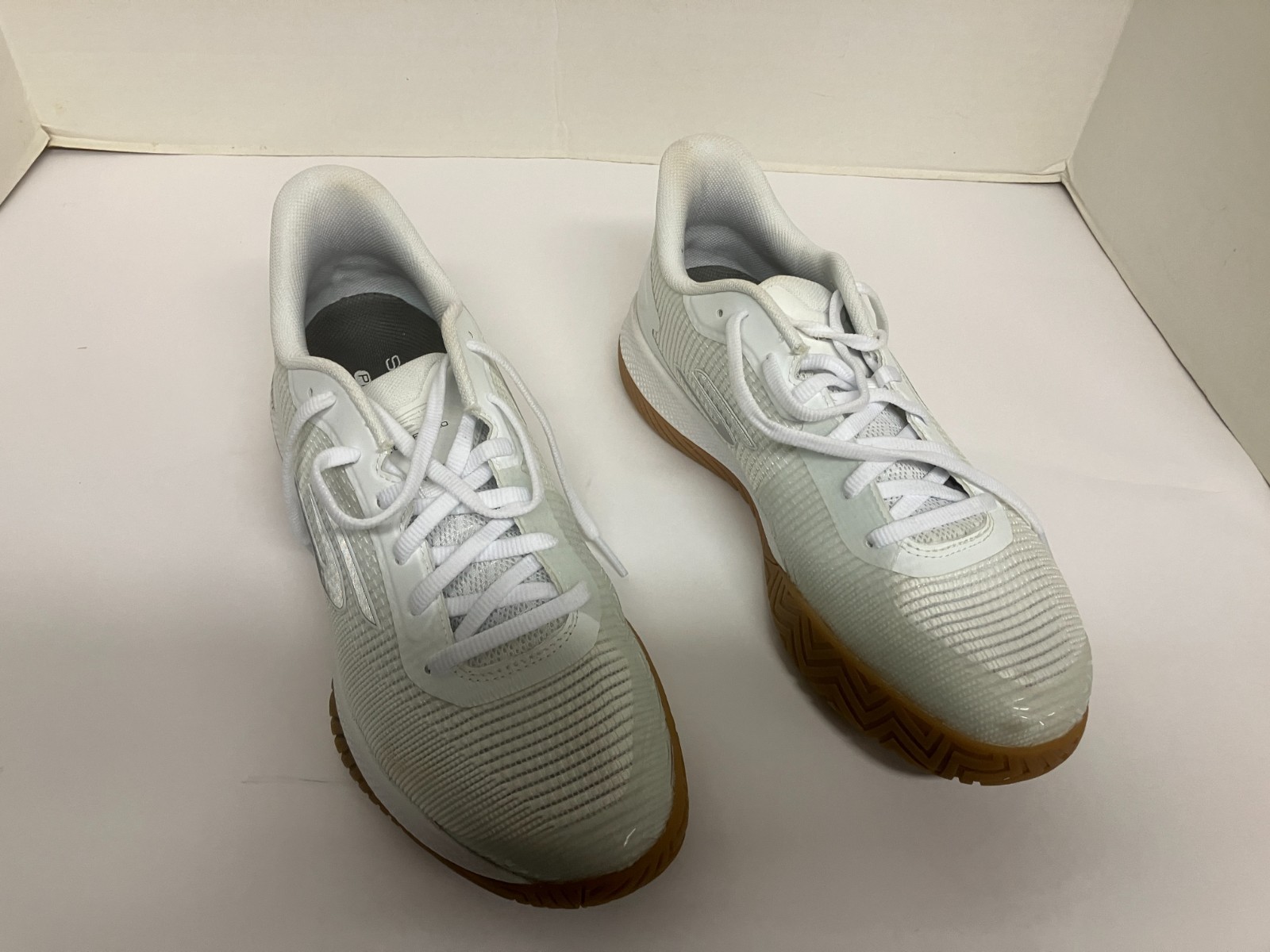Skechers Women’s Pickleball Viper Court Pro 2.0 Sneaker Worn Twice Archfit White