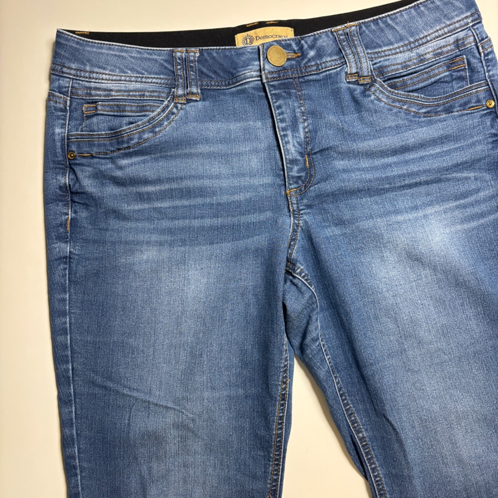 Democracy Ab solution Denim Blue Jeans Women’s 14 light Wash Whiskering Stretch