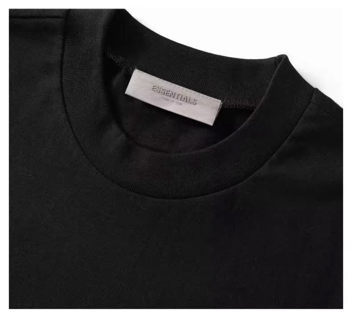 Essentials 1977 Men’s Black Logo Graphic Print Crew Neck Short Sleeve T-Shirt