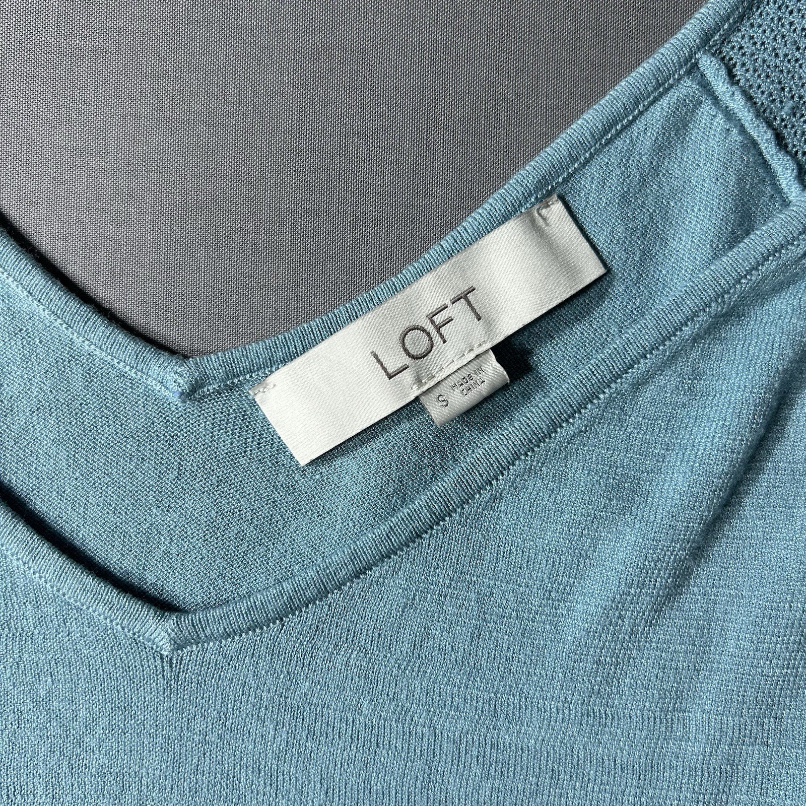 LOFT Short Sleeve V-Neck Knit Top Teal Small