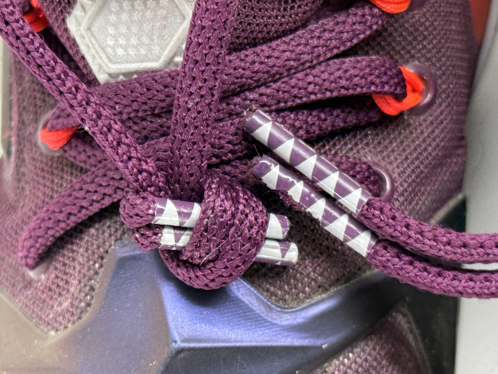 2015 Nike Lebron James XIII 13 Mulberry Purple Shoes Written in Stars Men’s 7.5