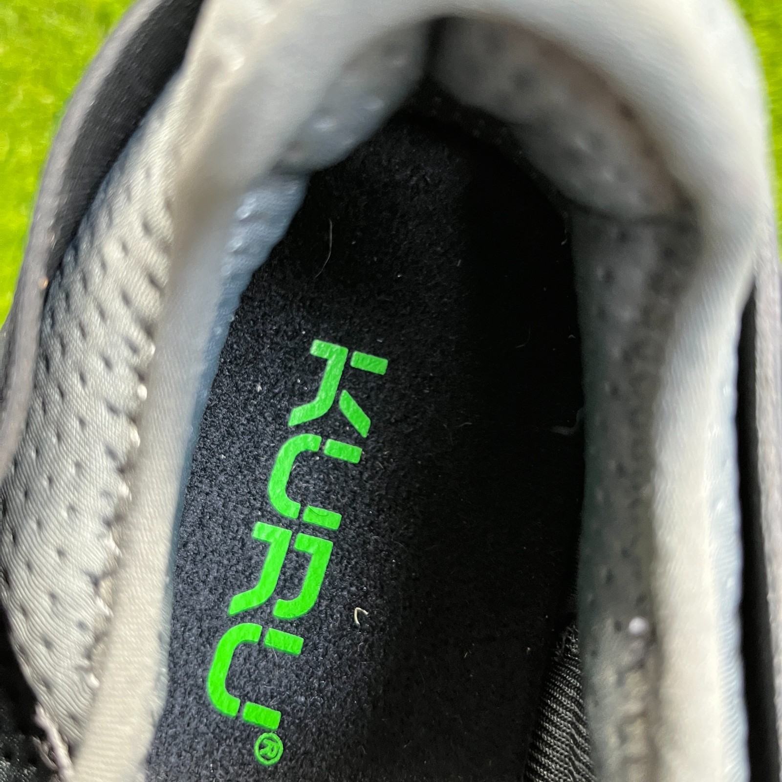 Kuru Atom Mens Size 12E Black Gray Athletic Running Walking Shoes Sneakers