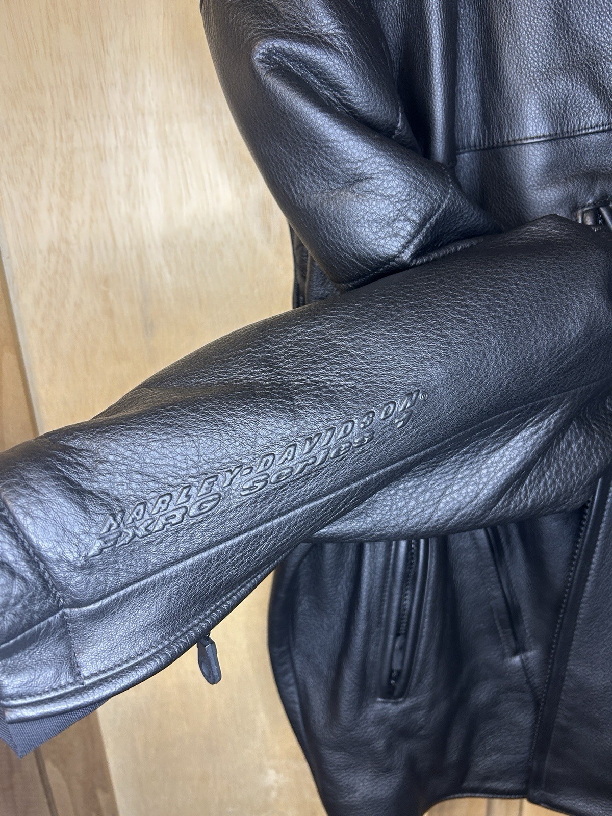 Premium Harley-Davidson FXRG Leather Riding Jacket NEVER USED Size L