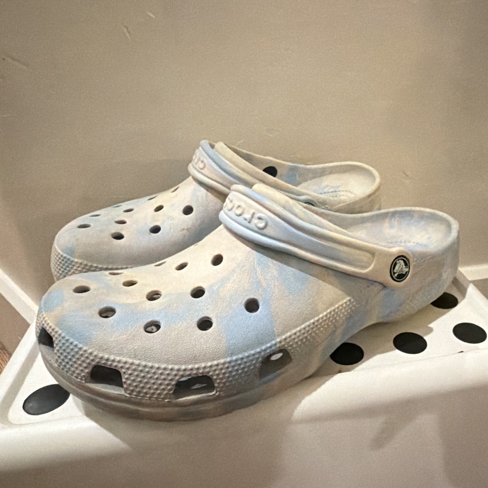 Crocs Classic Marbled Clog Sandals Men’s US 8 Slip-On Heel Strap Blue/White