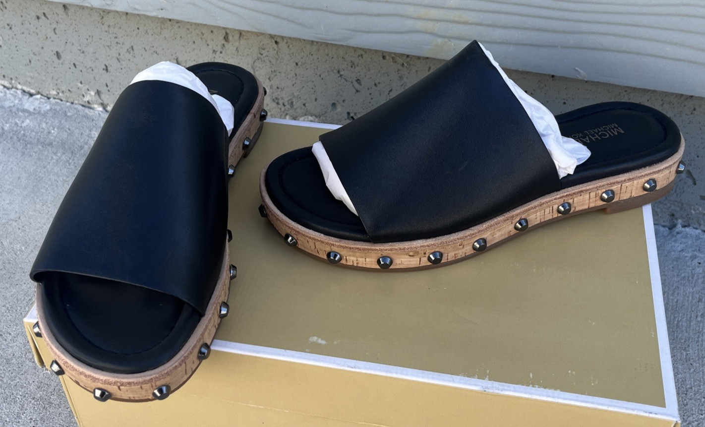 Michael Kors Ellen Slide Sandals Shoes Black Leather Rivets Accent Size 5 M New