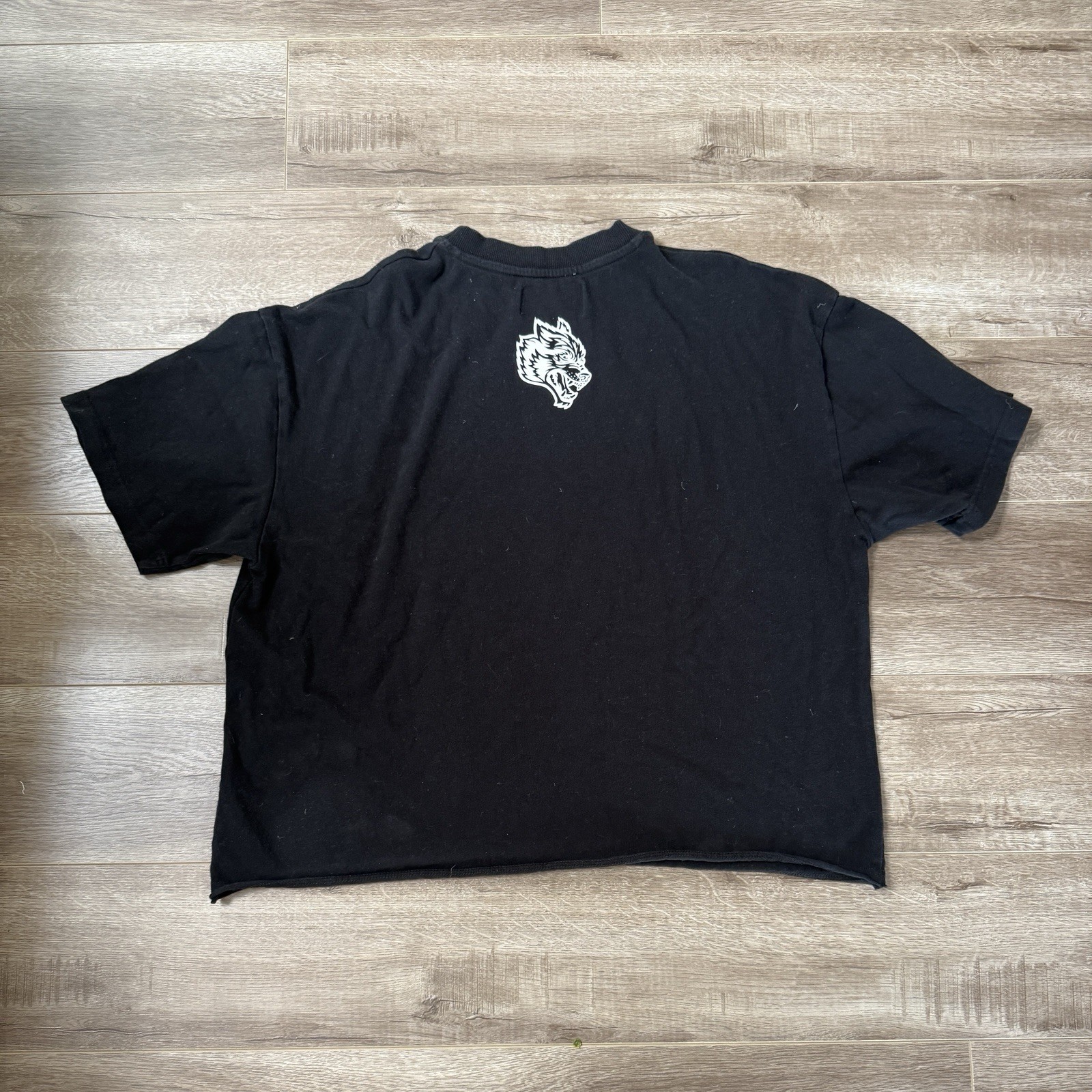 Darc Sport Wolves Forever Cropped Shirt Black Large