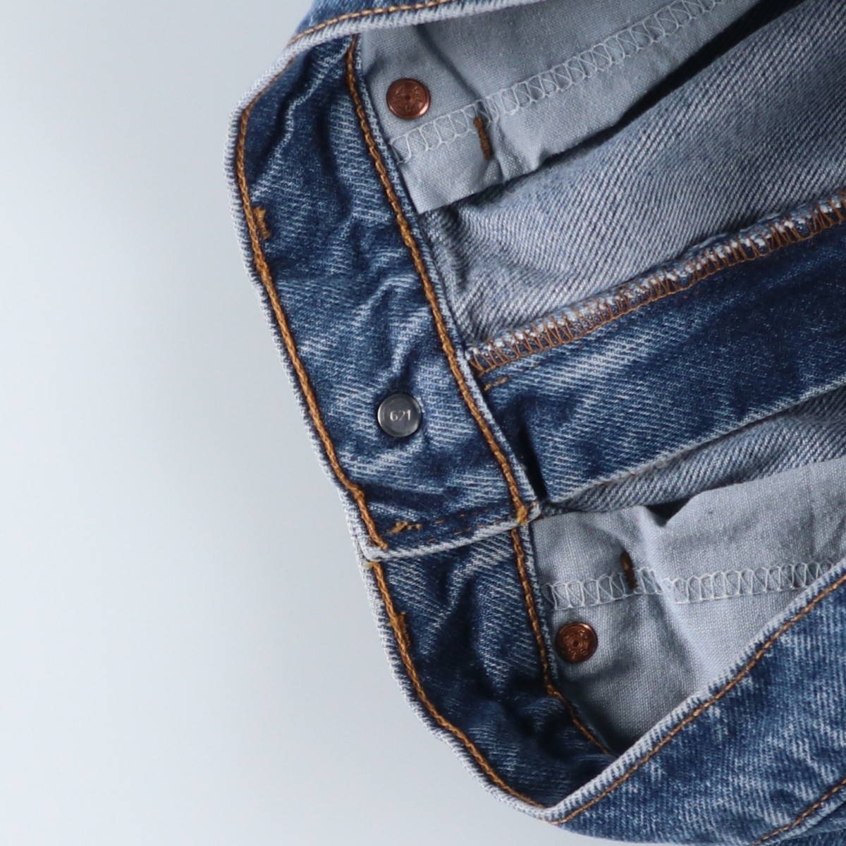 Used 90’S Levi’s 00505-0216 Regular Fit Straight Leg Tapered Denim Pants Men…