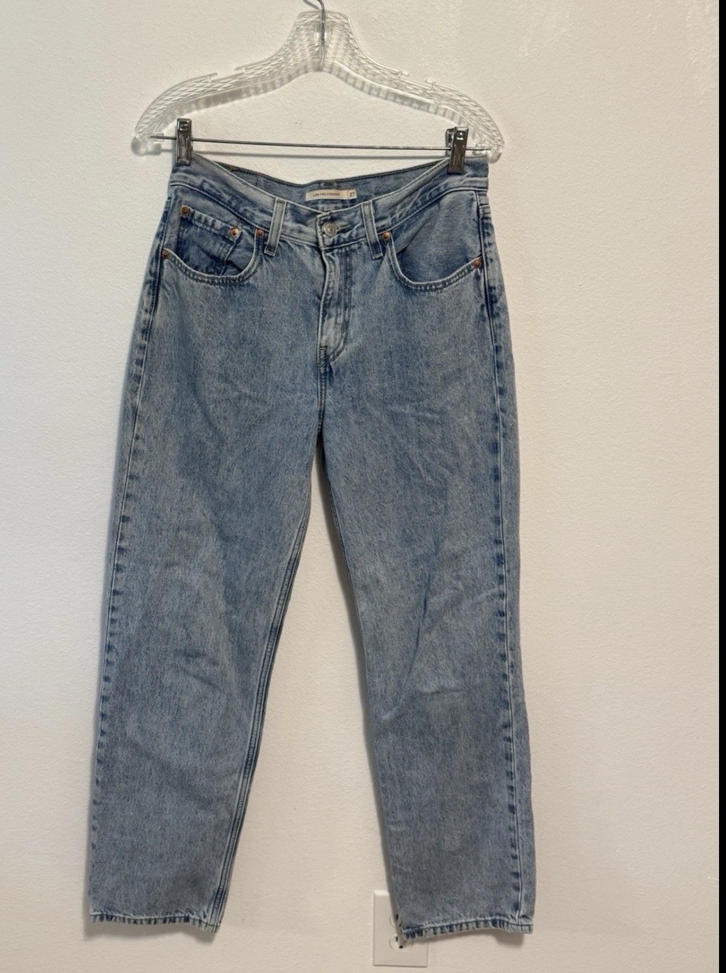 Levi’s Low Pro Straight Jeans Womens – Size 27 Light Wash Denim Blue WaterLess
