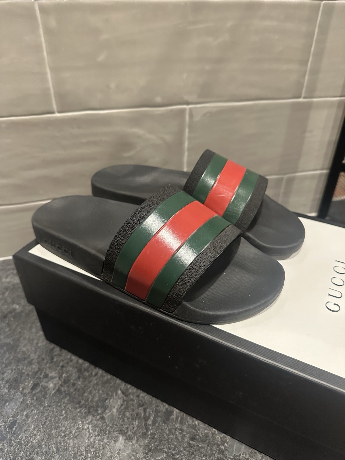 Gucci Men’s Web Stripe Rubber Slides US 5.5