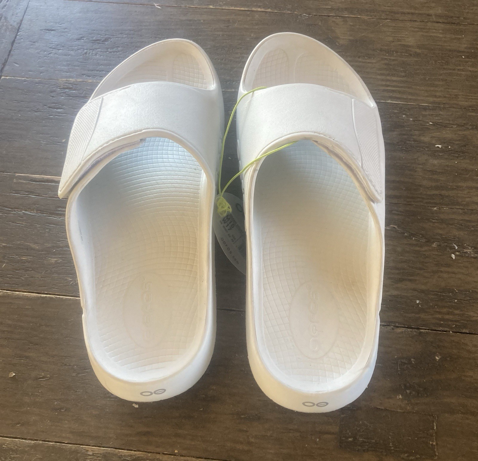 Oofos Ooahh Sport Flex Unisex Sandals Size 15 Men 17 Women Color White BrandNew!