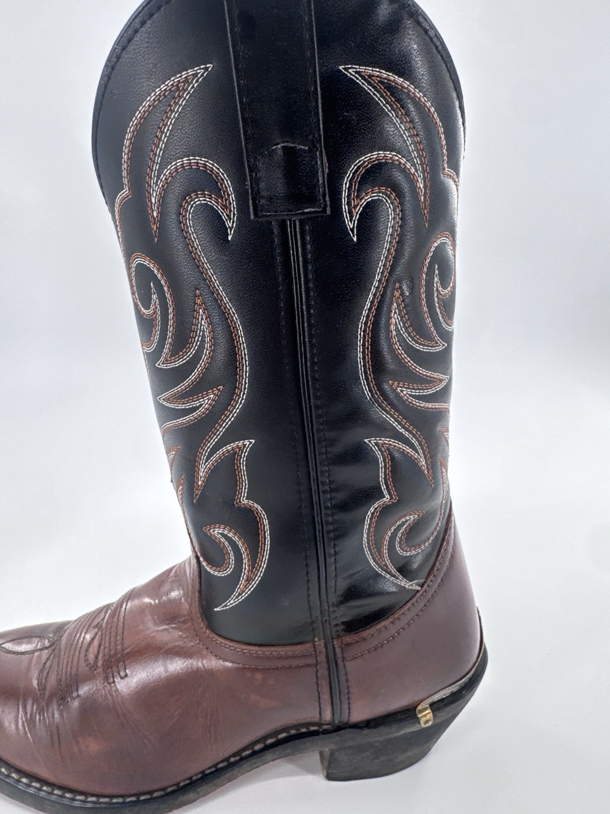 Laredo Men’s 28-2464 Nashville Leather Cowboy Boot Size 7 EW Peanut