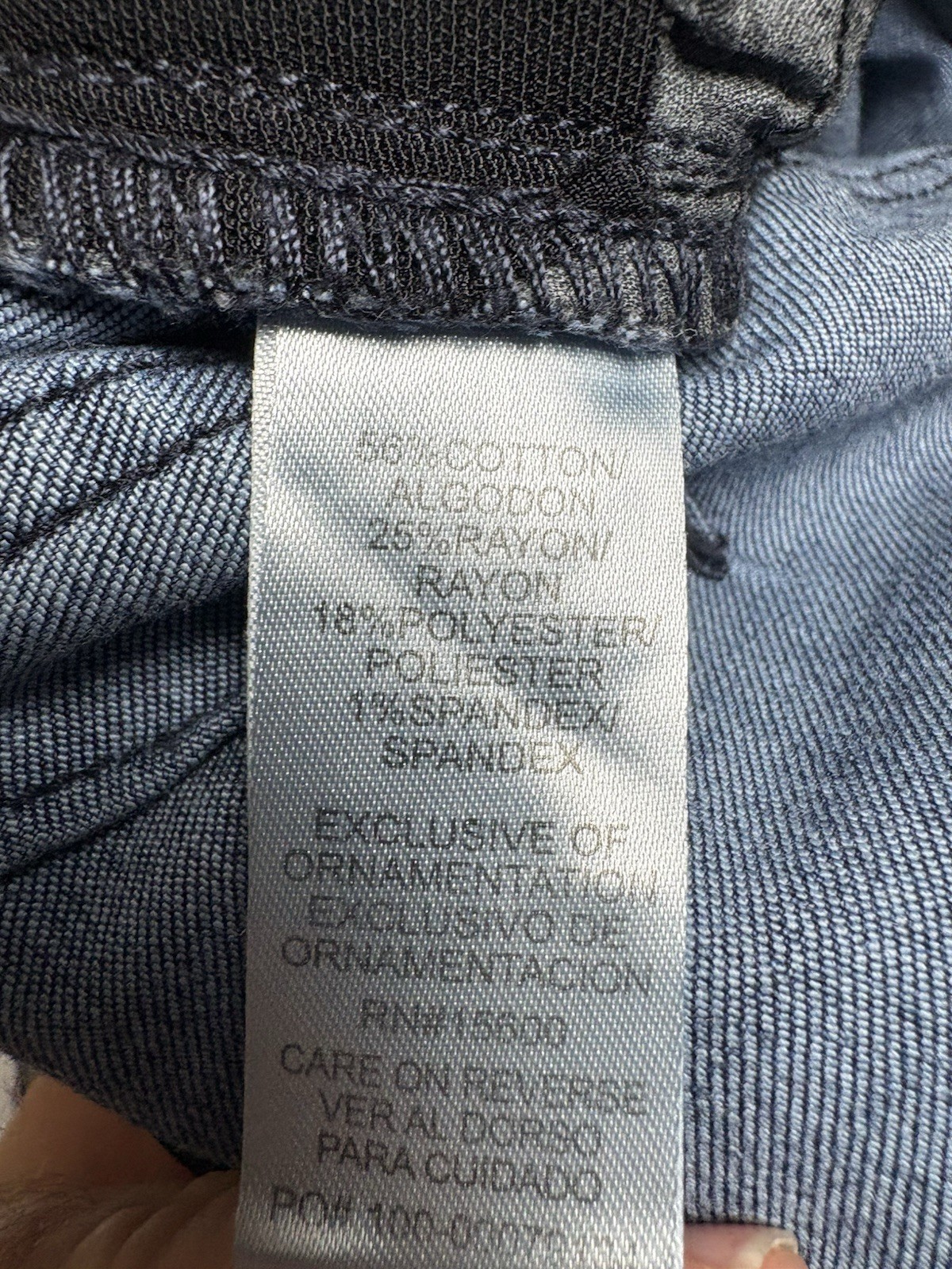 Democracy Blue Jeans Women’s “Ab” Solution Tapered Leg Comfort Waist Size 6