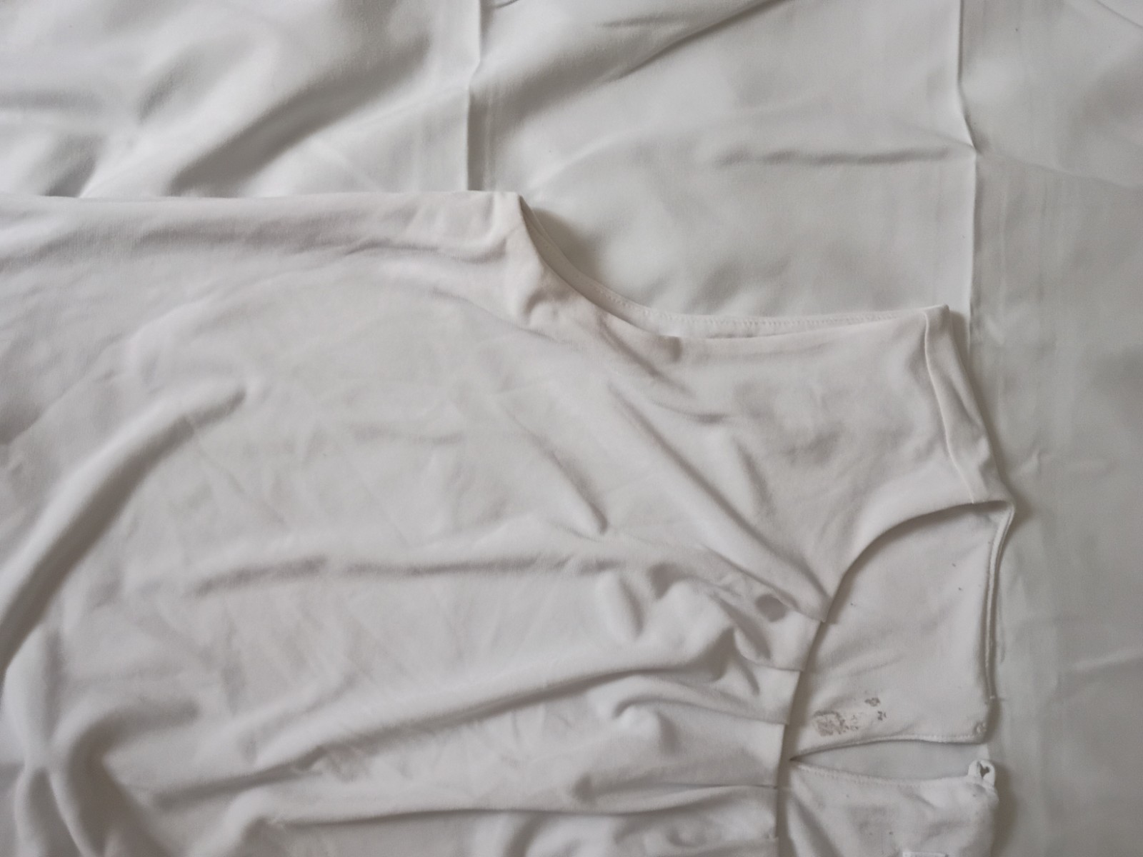 Calvin Klein Women’s White Ruched Short Sleeve Blouse Top Size Small