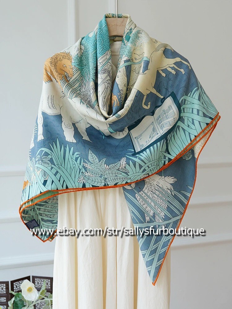 Sallys Boutique 70% Cashmere 30% Silk Wrap Scarf Animals Print 2 Face Shawl 53″