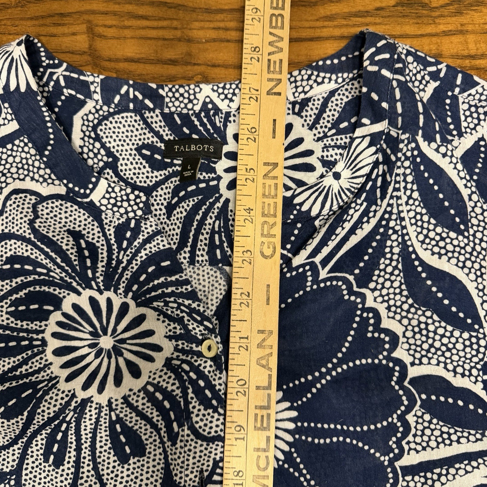 Talbots Women Blue&White Geometric Floral Print Button Down Long Sleeve Blouse L
