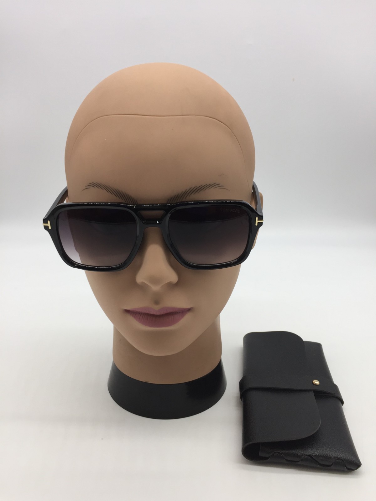 Tom Ford Fashion Black Frame Sunglasses 54-19-143 Grey Lens