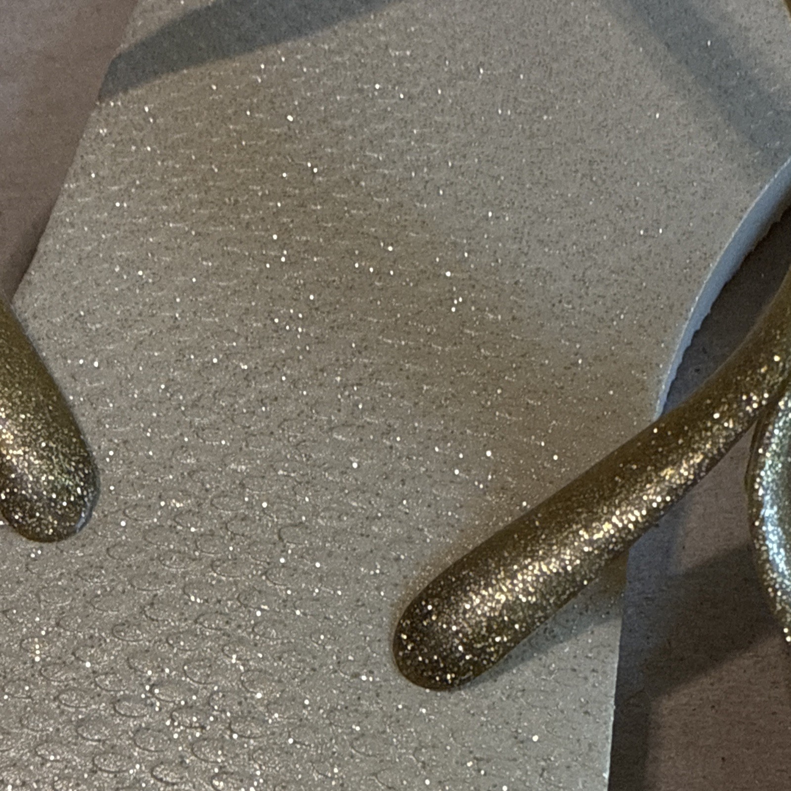 HAVAIANAS Slim Gold with Glitter Footbed and Glitter Straps 39/40 – New