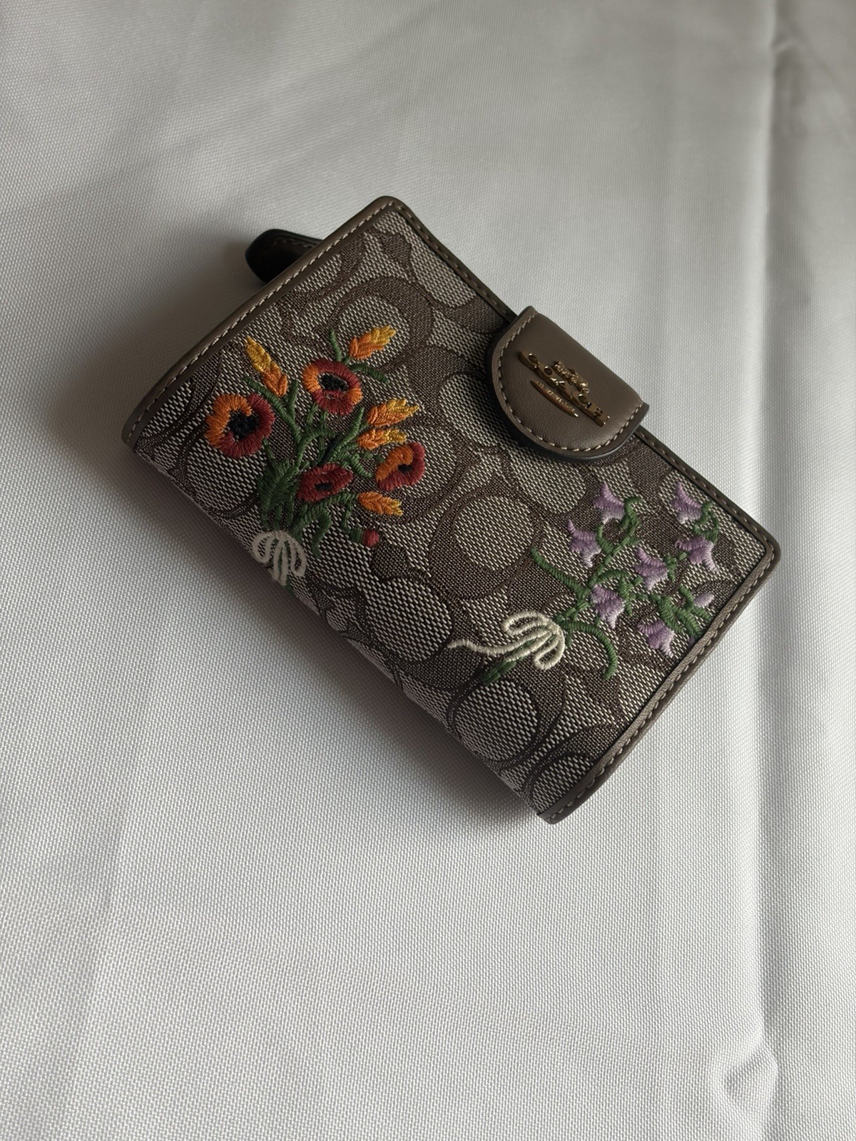 Coach Brown Multicolor Floral Zip-Around Folding Credit Card Wallet for Women