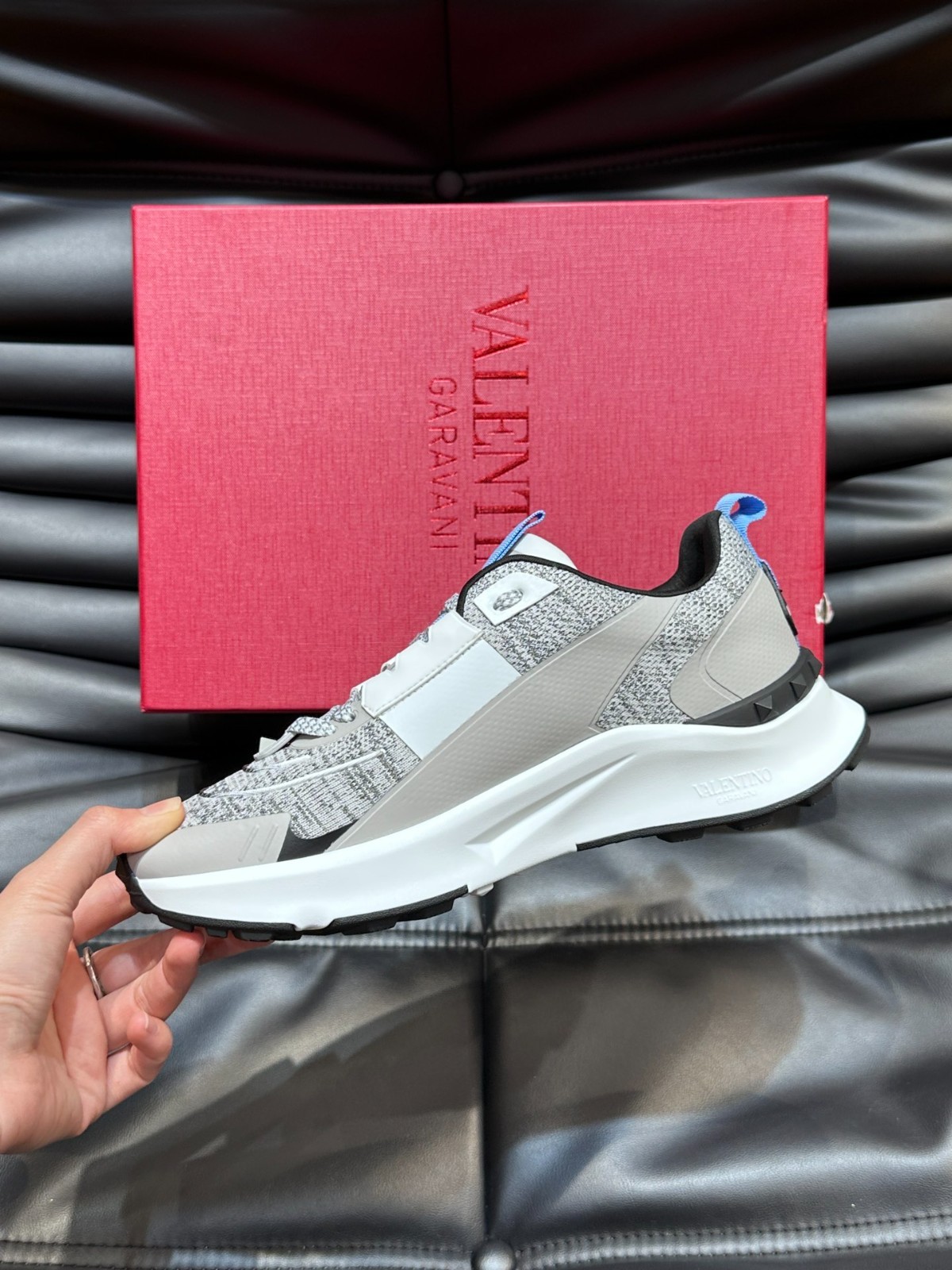 Valentino Garavani Sneakers Gray White Knit Runner Shoes EU 38-45 Shoes New With