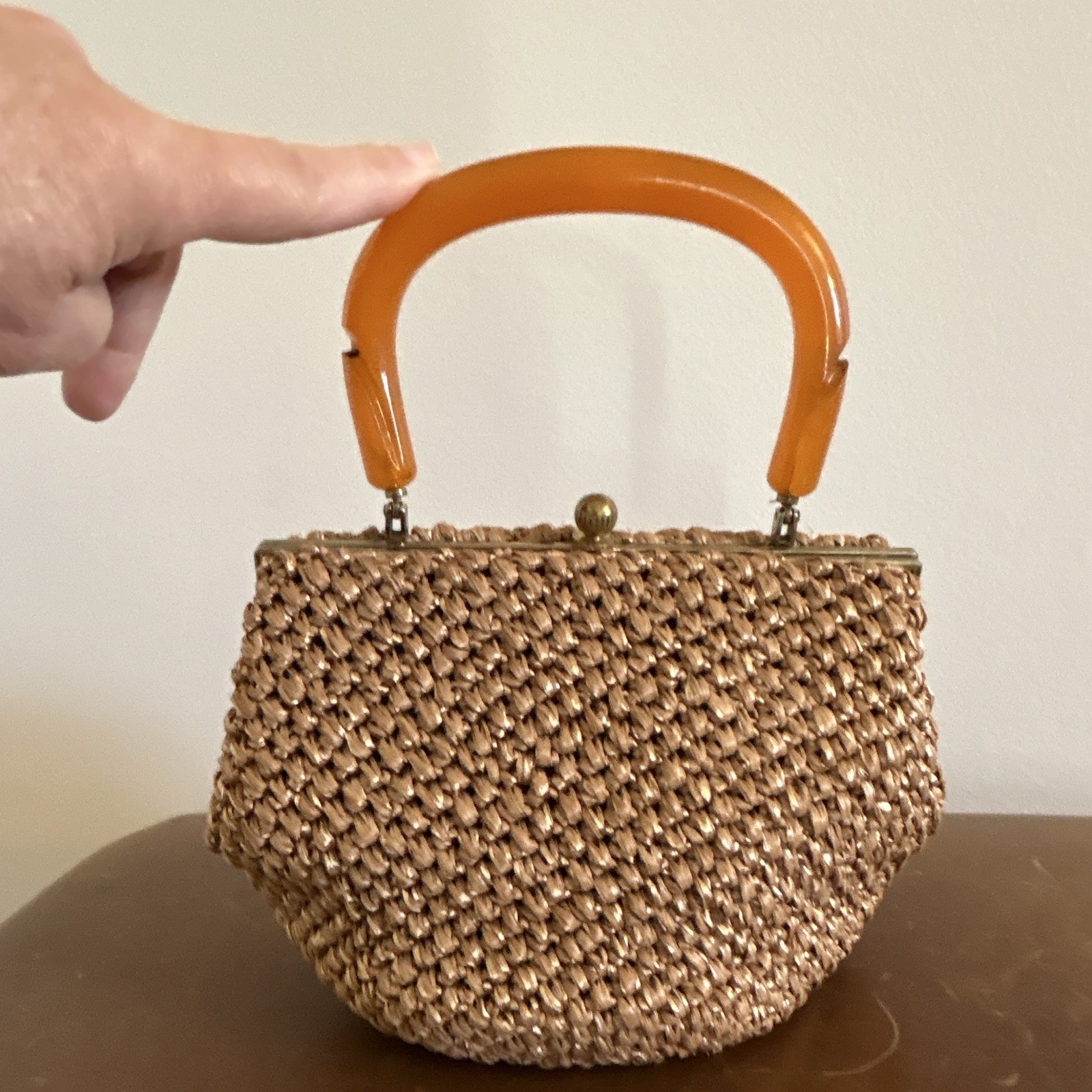 MM Crochet straw bag/purse beige with gold trim rose lining vintage