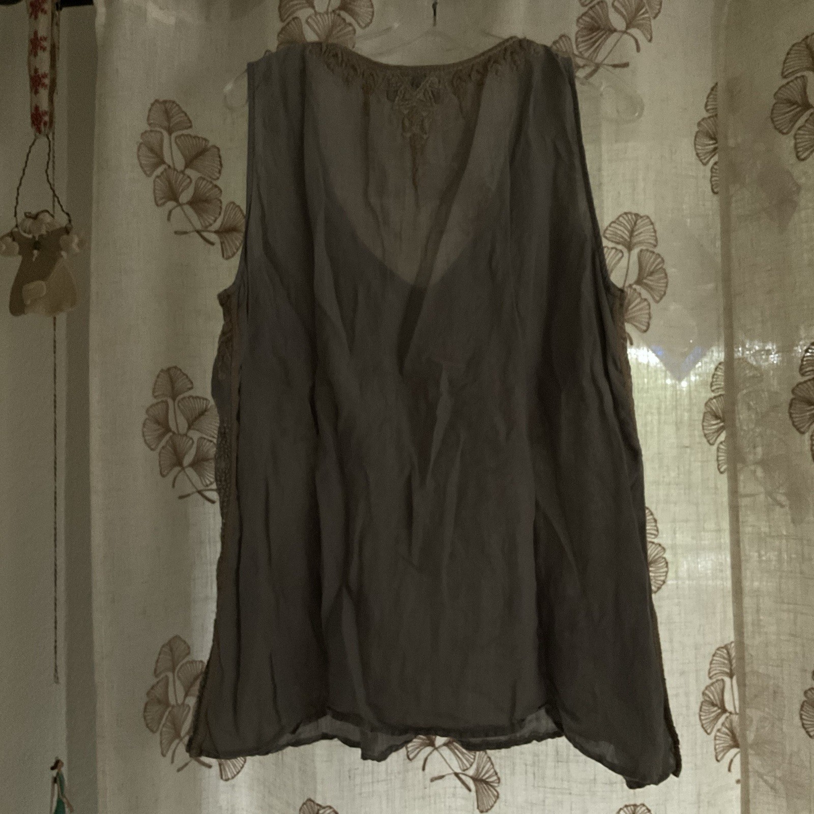JOHNNY WAS Workshop Sz L Embroidered Tank Top Shirt Blouse Tunic Ramie