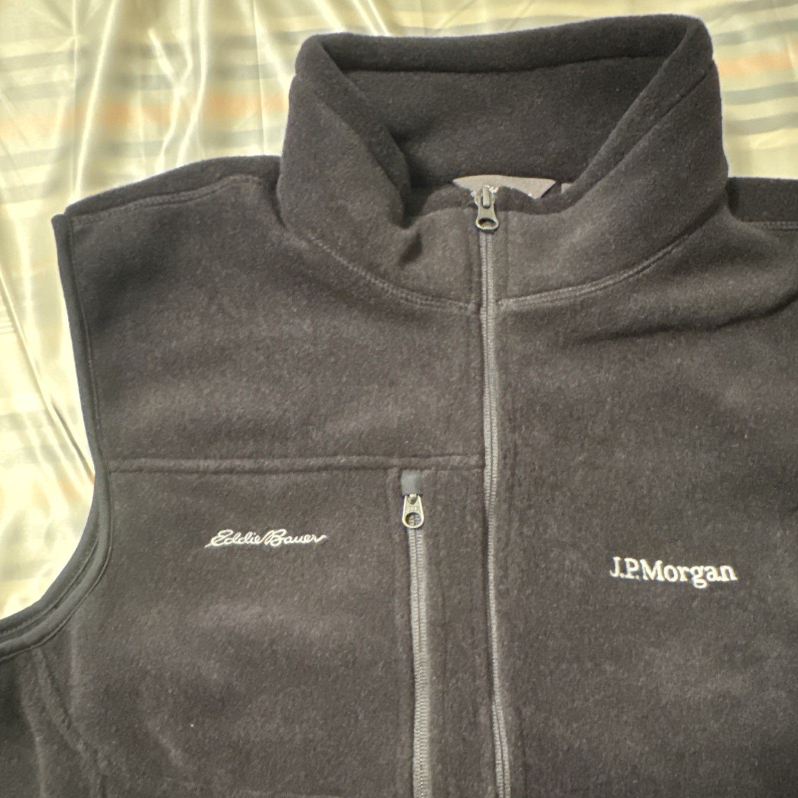 Eddie Bauer Men’s Black Fleece Full Zip Vest L J.P. Morgan Embroidered Logo
