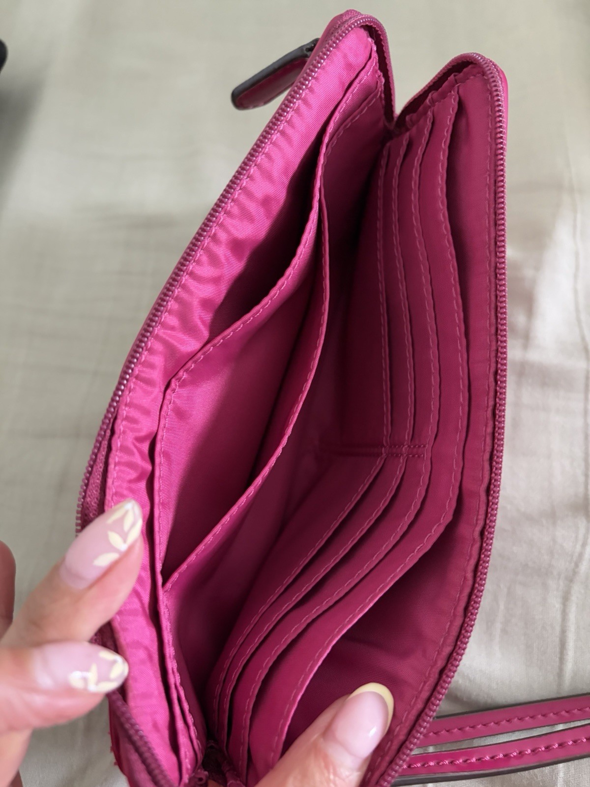 Coach Pink Signature Poppy Zip Wristlet Wallet w/ Credit Card Slots