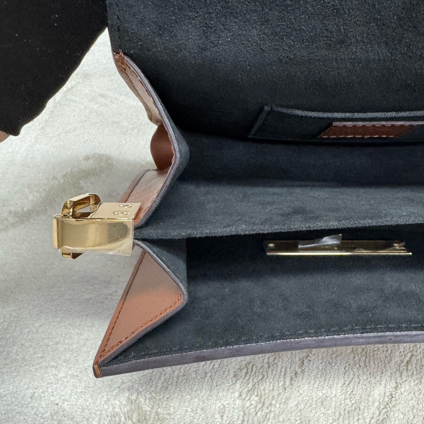 Louis Vuitton Dauphine Small Brown Caramel Monogram Shoulder/Crossbody US Ship