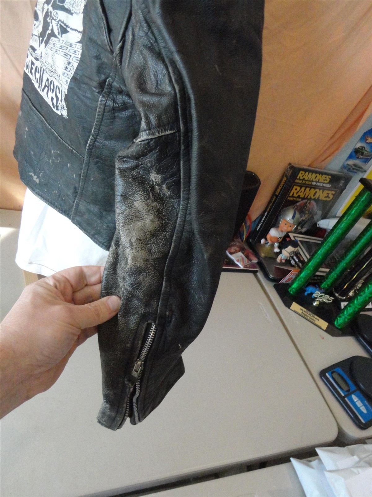 Vtg FILTH Live The Chaos Punks Umr Motorcycle Biker Punk Rock Leather Jacket M