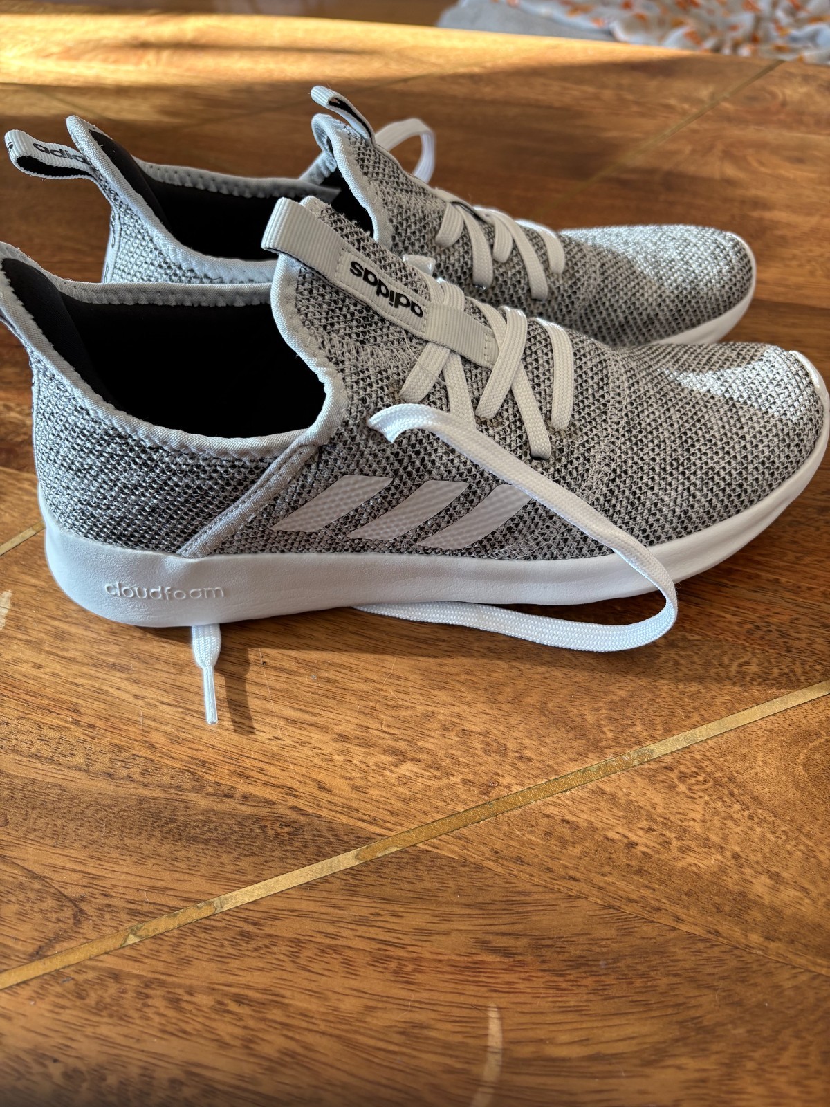 Size 6.5 – adidas Cloudfoam Pure Cloud White W