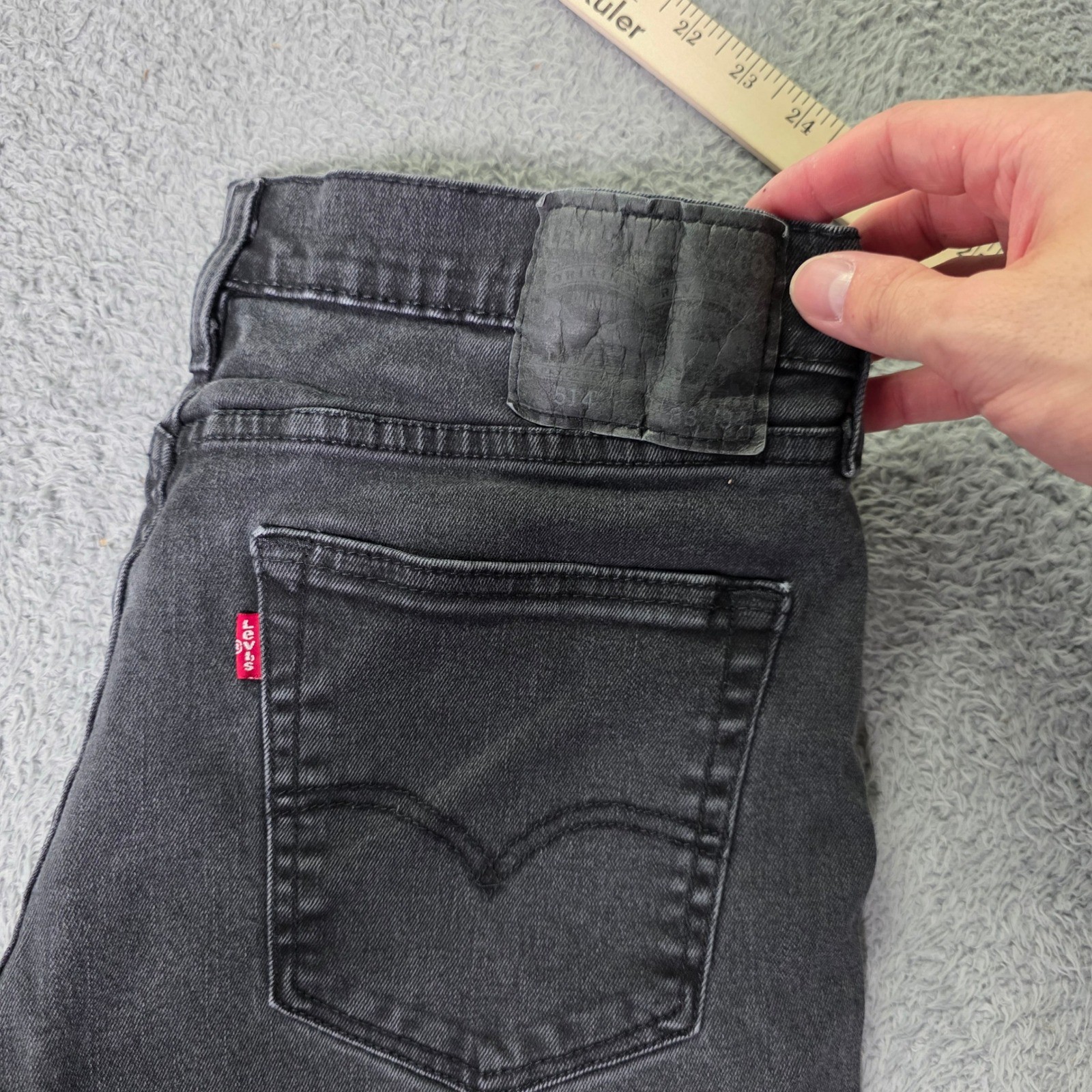 Levis Mens 33×34 514 Straight Fit Jeans Black Faded Denim Waterless 0075-1174