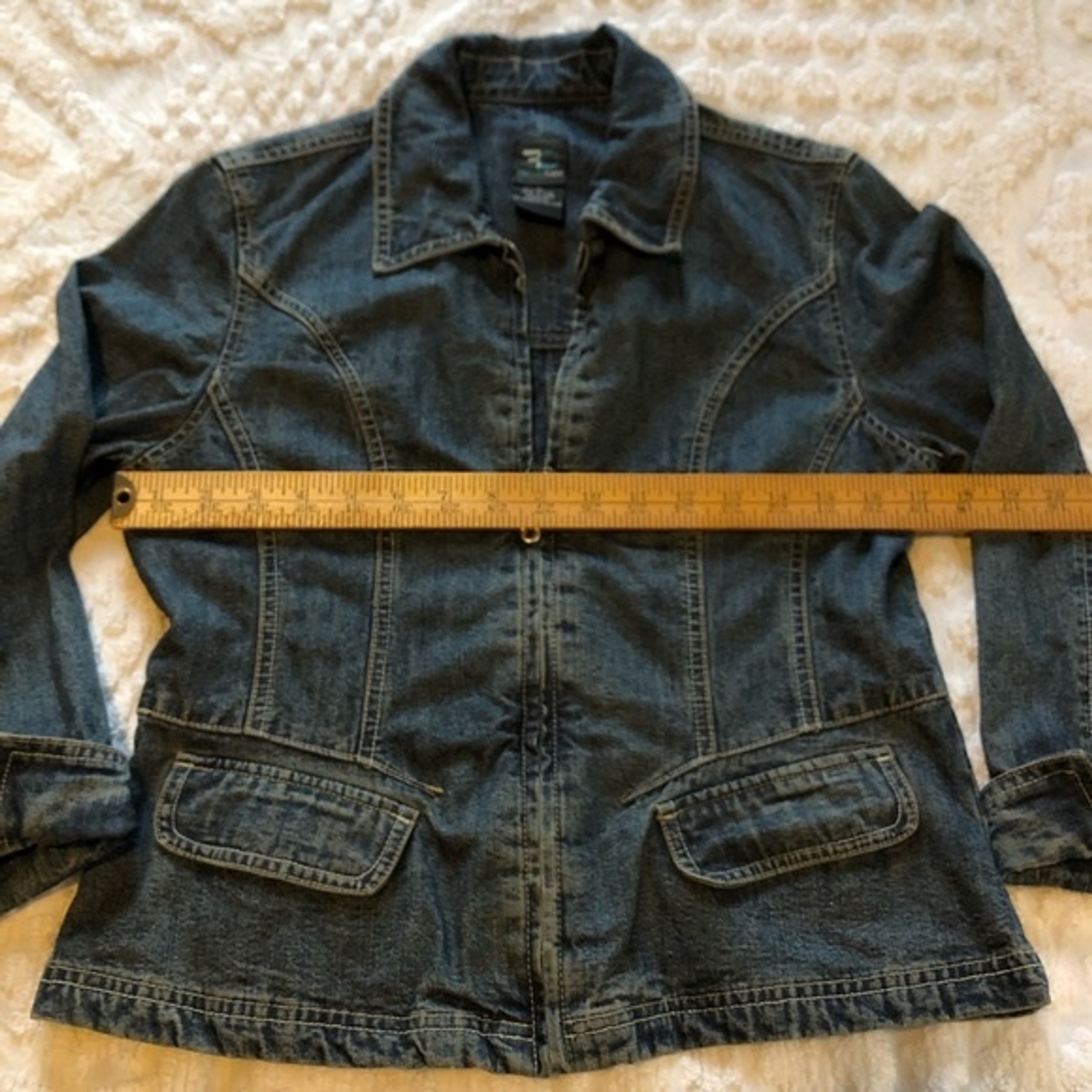 French Cuff jean jacket, size Medium, 100% cotton, 2 front pockets