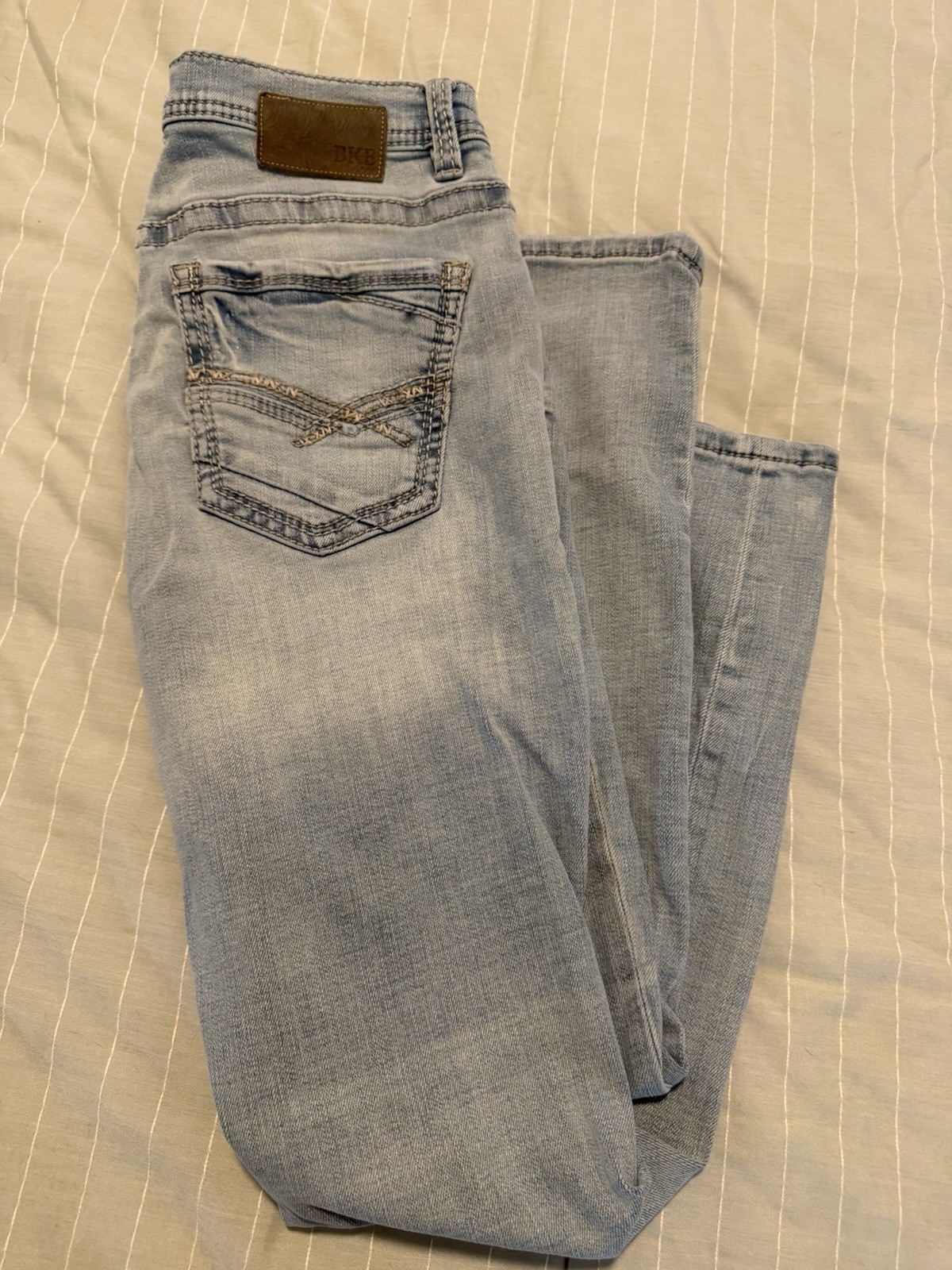 Men’s BKE Alec Straight Jeans. Light Wash 33×32