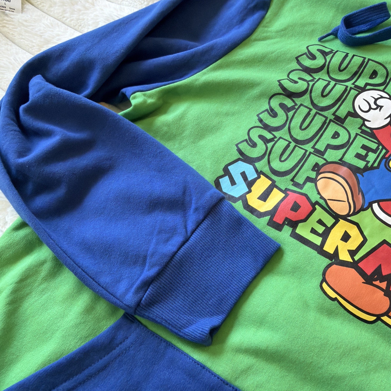 Super Mario-Nintendo Colorblock Pullover Hoodie Unisex Green & Blue Medium (NEW)